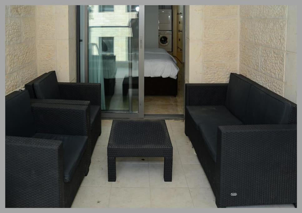 Luxury 3 Bedroom Apt, Harav Kook7 Jerusalem Exteriör bild