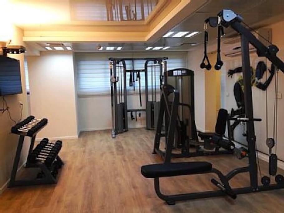 Luxury 3 Bedroom Apt, Harav Kook7 Jerusalem Exteriör bild